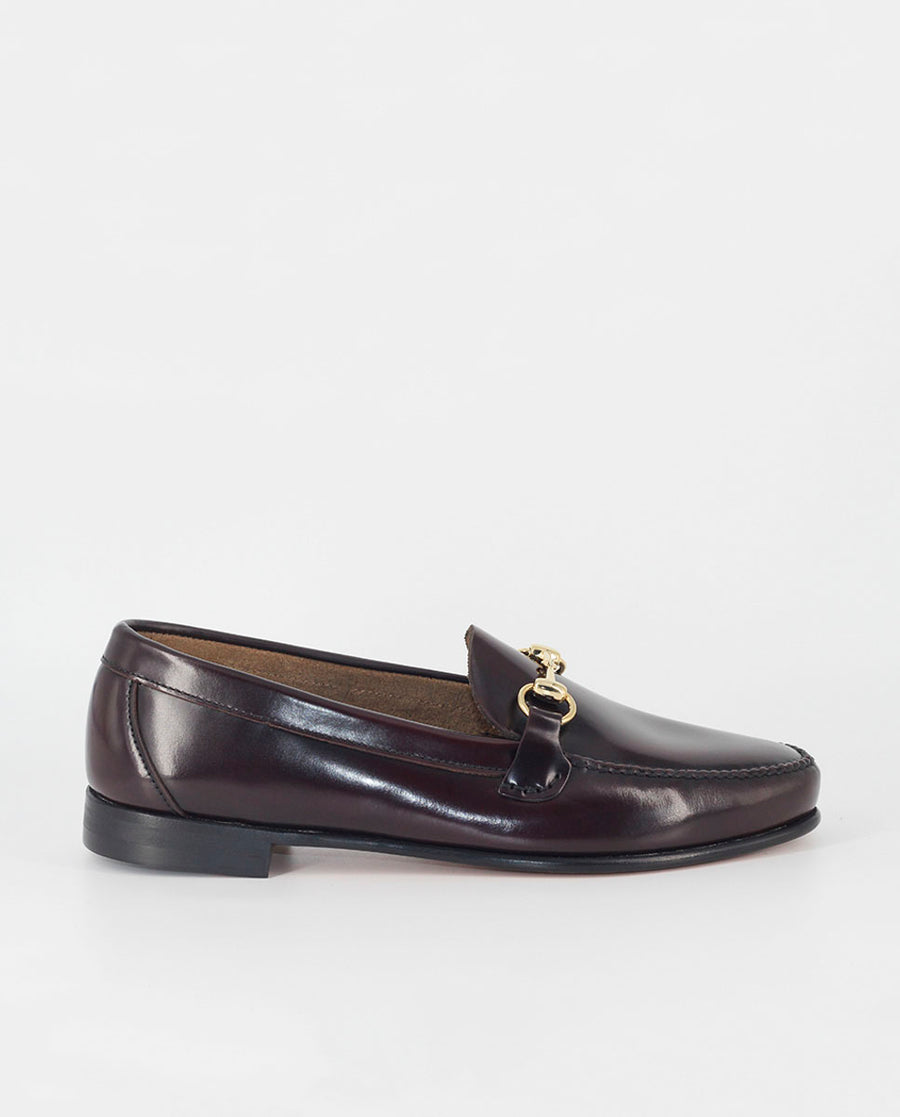 mocasines de hombre con adorno metálico